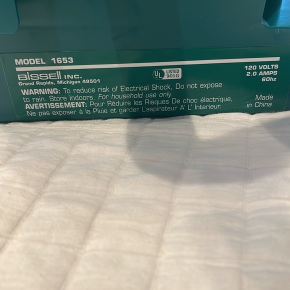 Bissell little green clean machine model 1653 compact portable cleaner shampooer - Picture 8 of 11